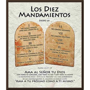 Plaqueta Color: Café Medidas: 23x20 Cm 1/2 Texto: Los Diez Mandamientos